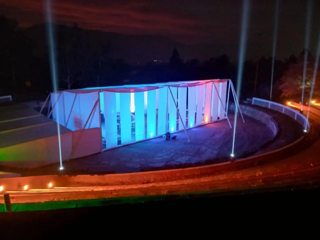 Mobirise Website Builder